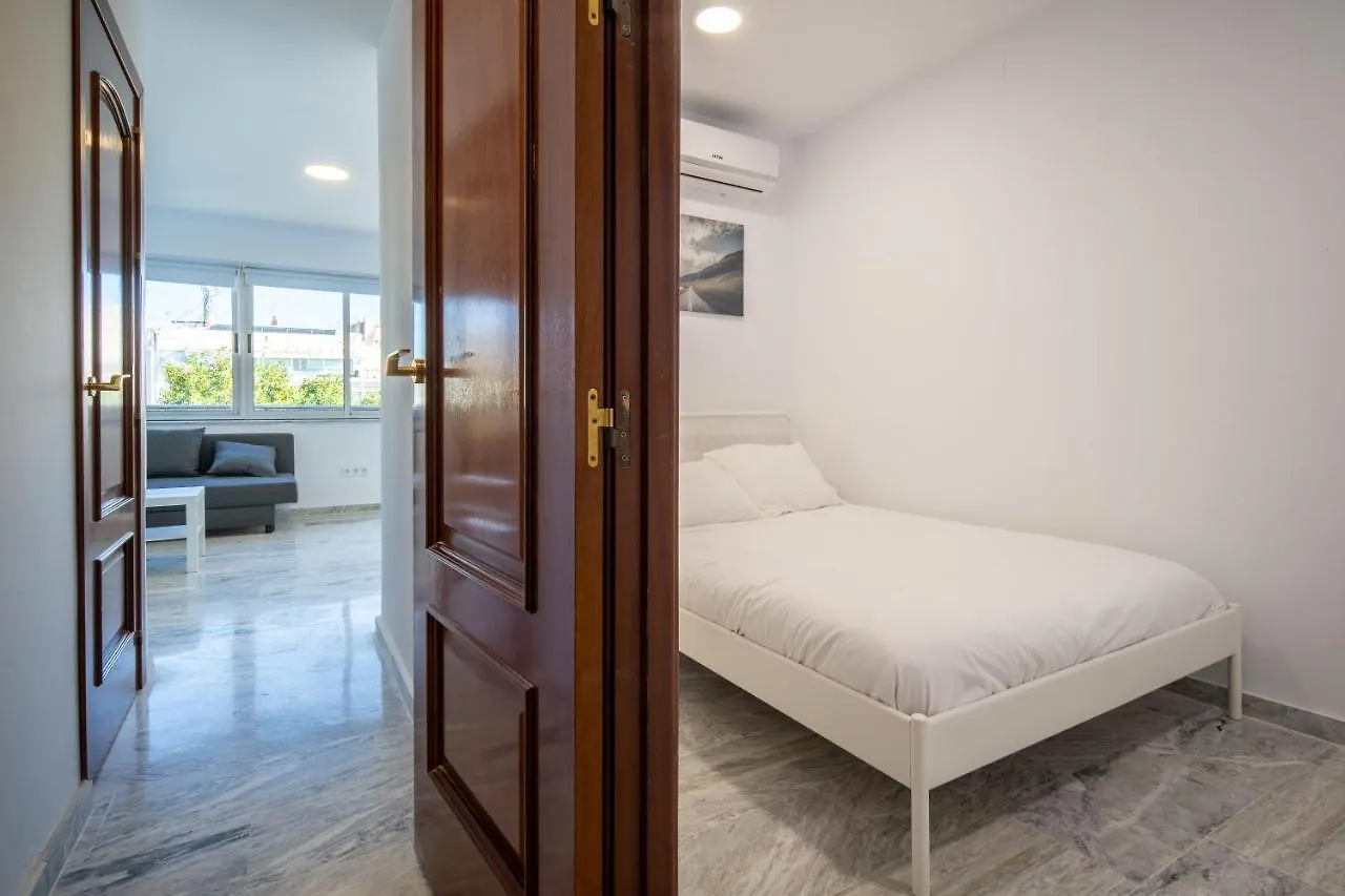 Conjunto De Apartamentos Antiguo Palacio Hotel Paris Huelva Apartment