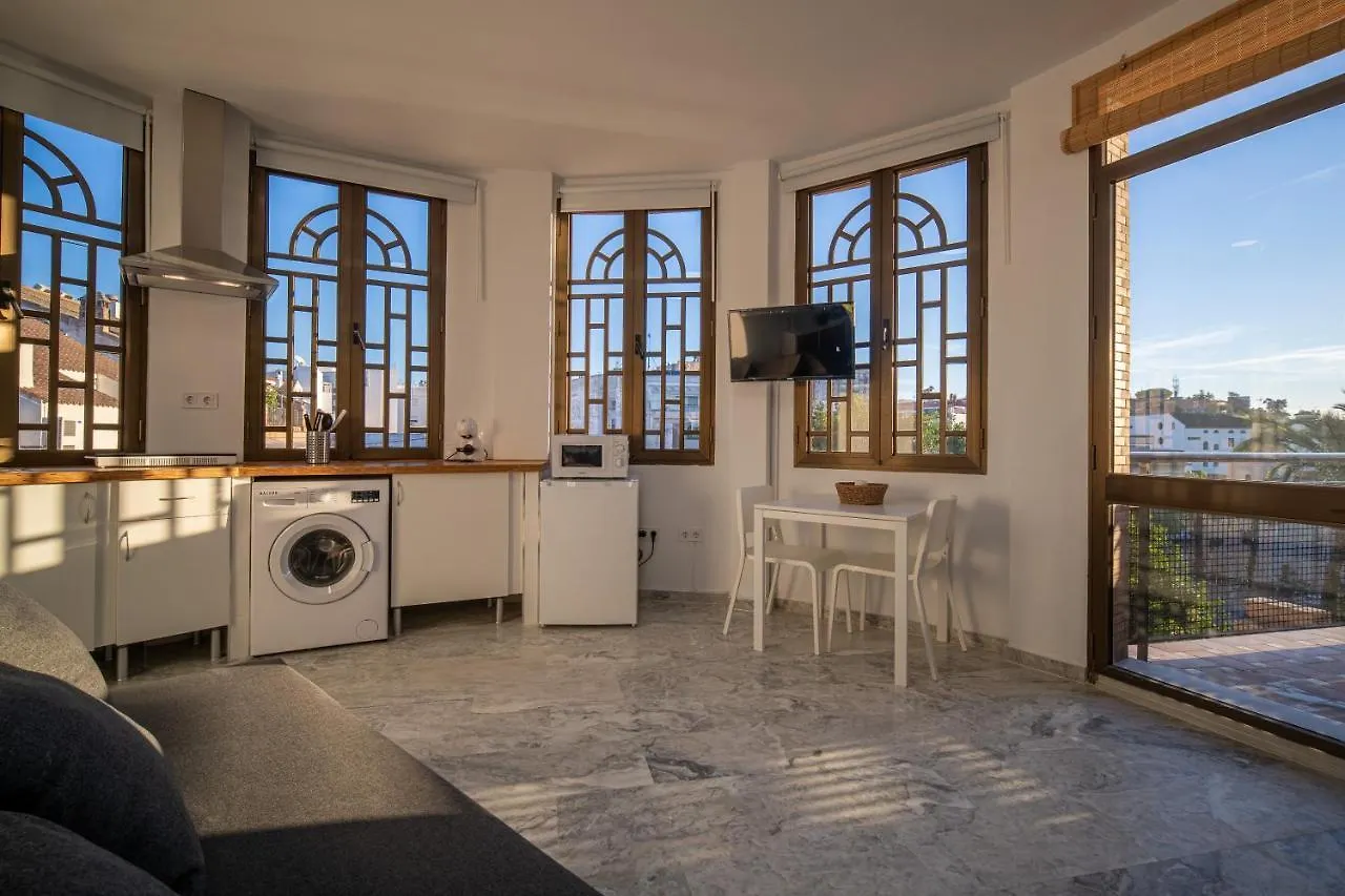 Conjunto De Apartamentos Antiguo Palacio Hotel Paris Huelva Spain