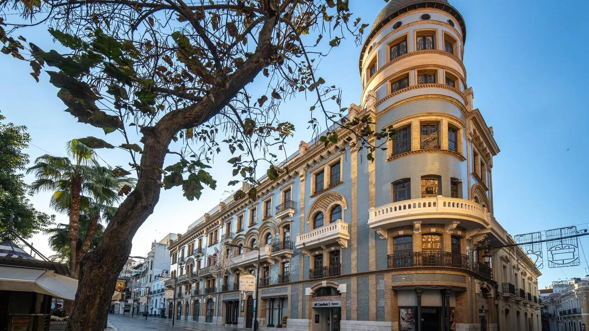 Apartment Conjunto De Apartamentos Antiguo Palacio Hotel Paris Huelva